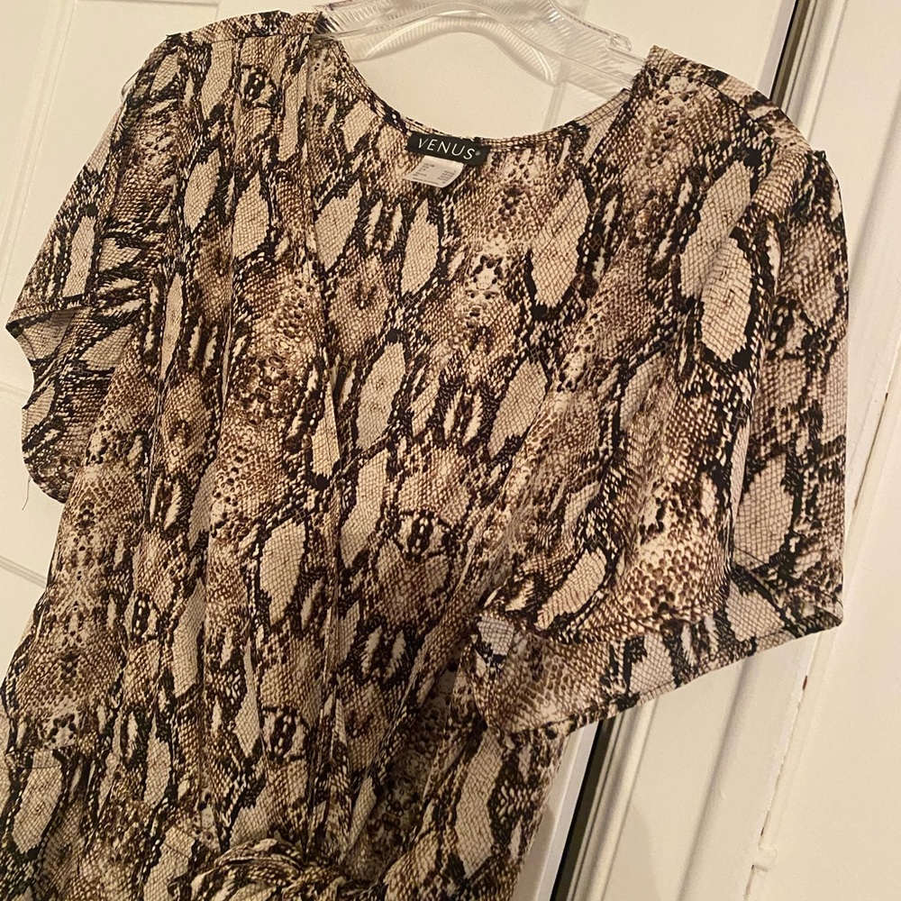 VENUS Exotic Snake Pattern Reptile Wear